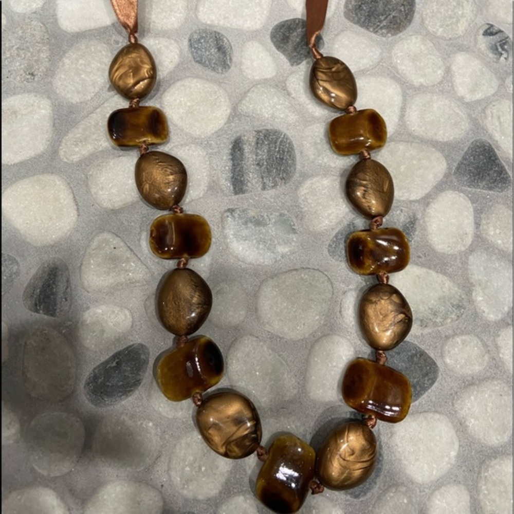 Necklace and earrings set new